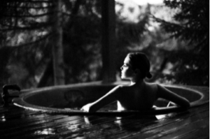 natural hot tub chlorine alternative