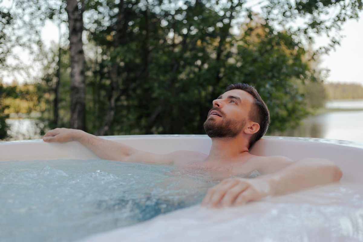 Hot Water Spa Tub