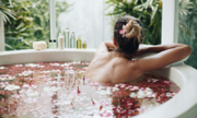4 Functional Hot Tub Accessories You Must Have