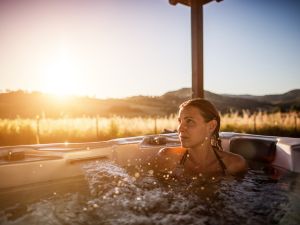 Discover Natural Hot Tub Cleaners for nearly Chemical-Free Spa Maintenance